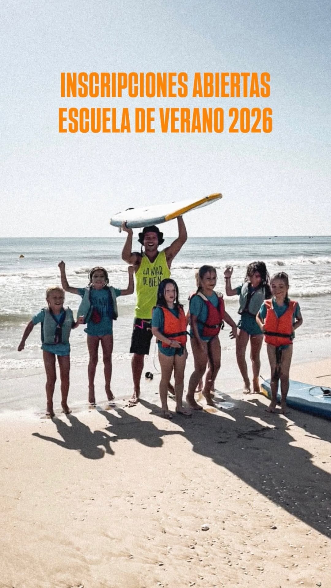 Post 2 by La Mar De Bien Surf Málaga on Instagram (video)