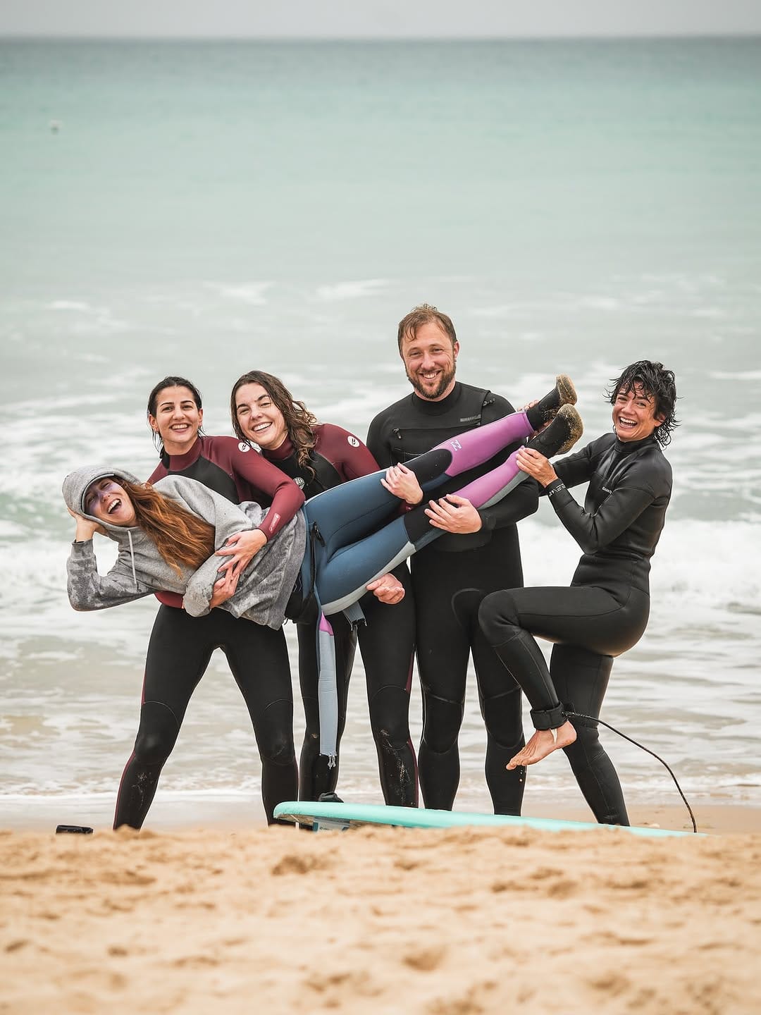 Post 8 by La Mar De Bien Surf Málaga on Instagram (carousel)