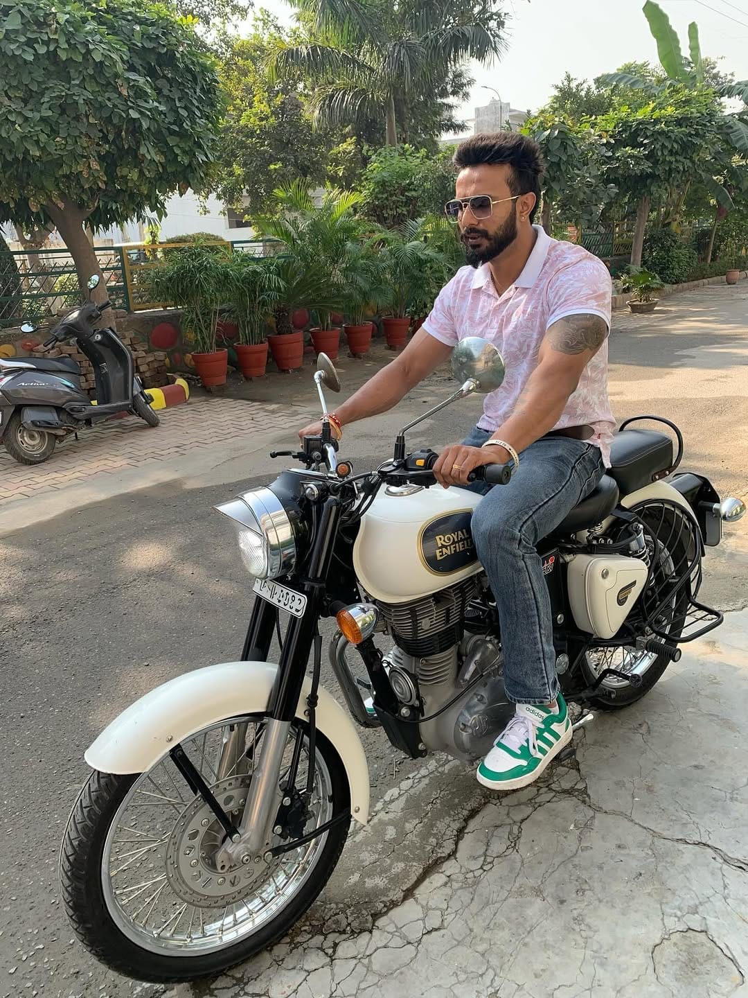 Post 1 by Mohit Hir on Instagram (carousel)