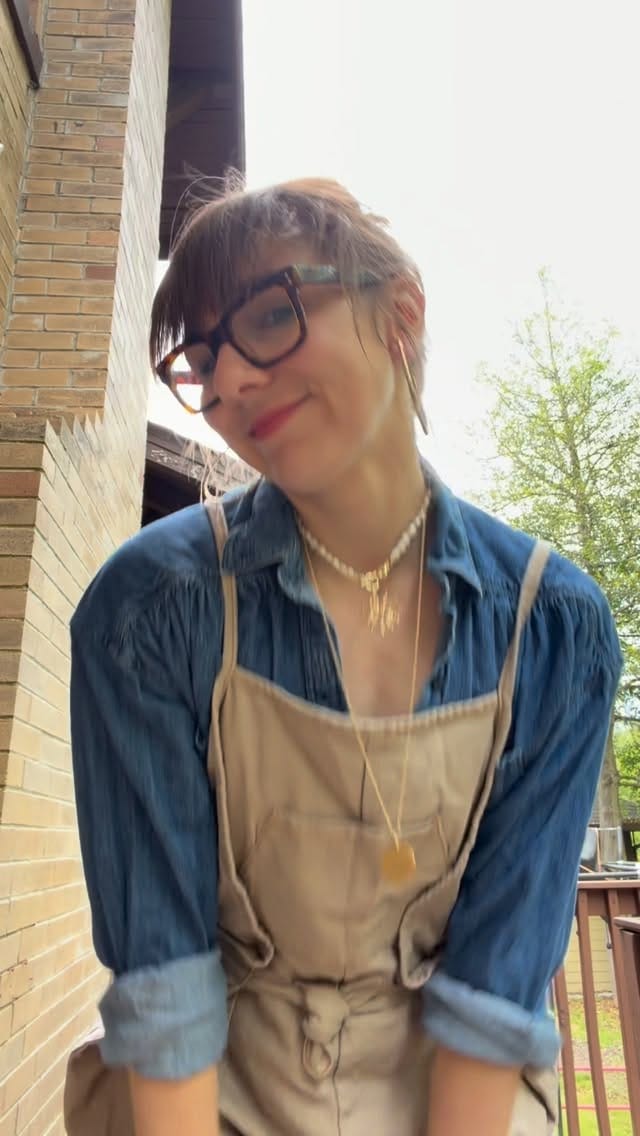 Post 6 by Victoria Smith on Instagram (video)