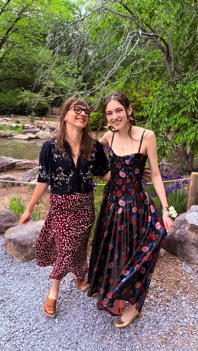 Post 5 by Victoria Smith on Instagram (video)