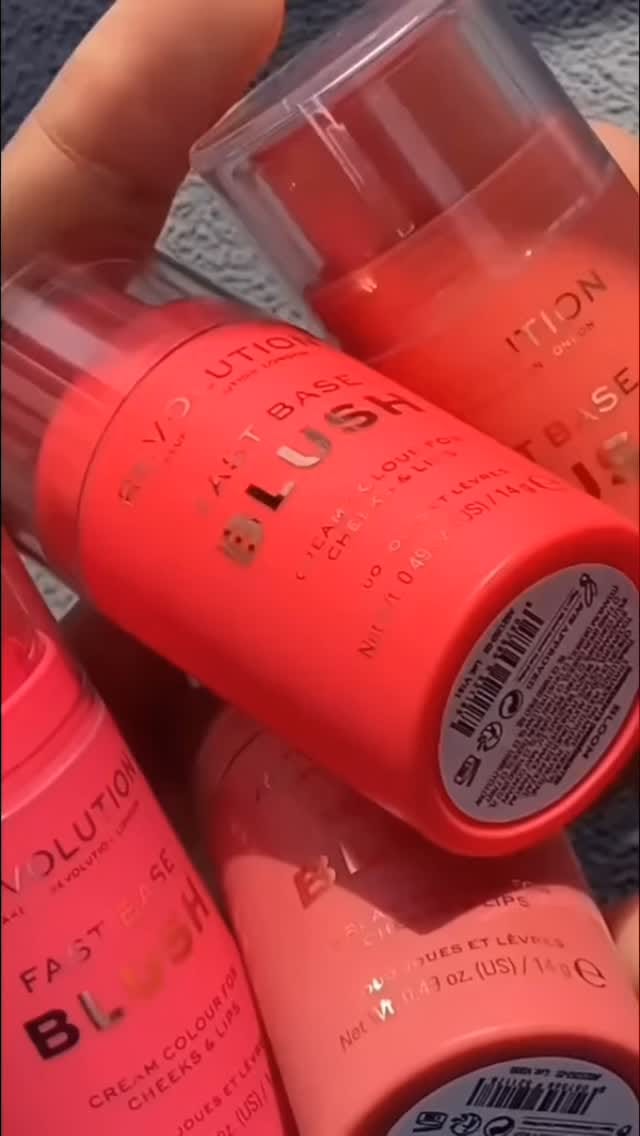 Post 7 by Venus on Instagram (video)