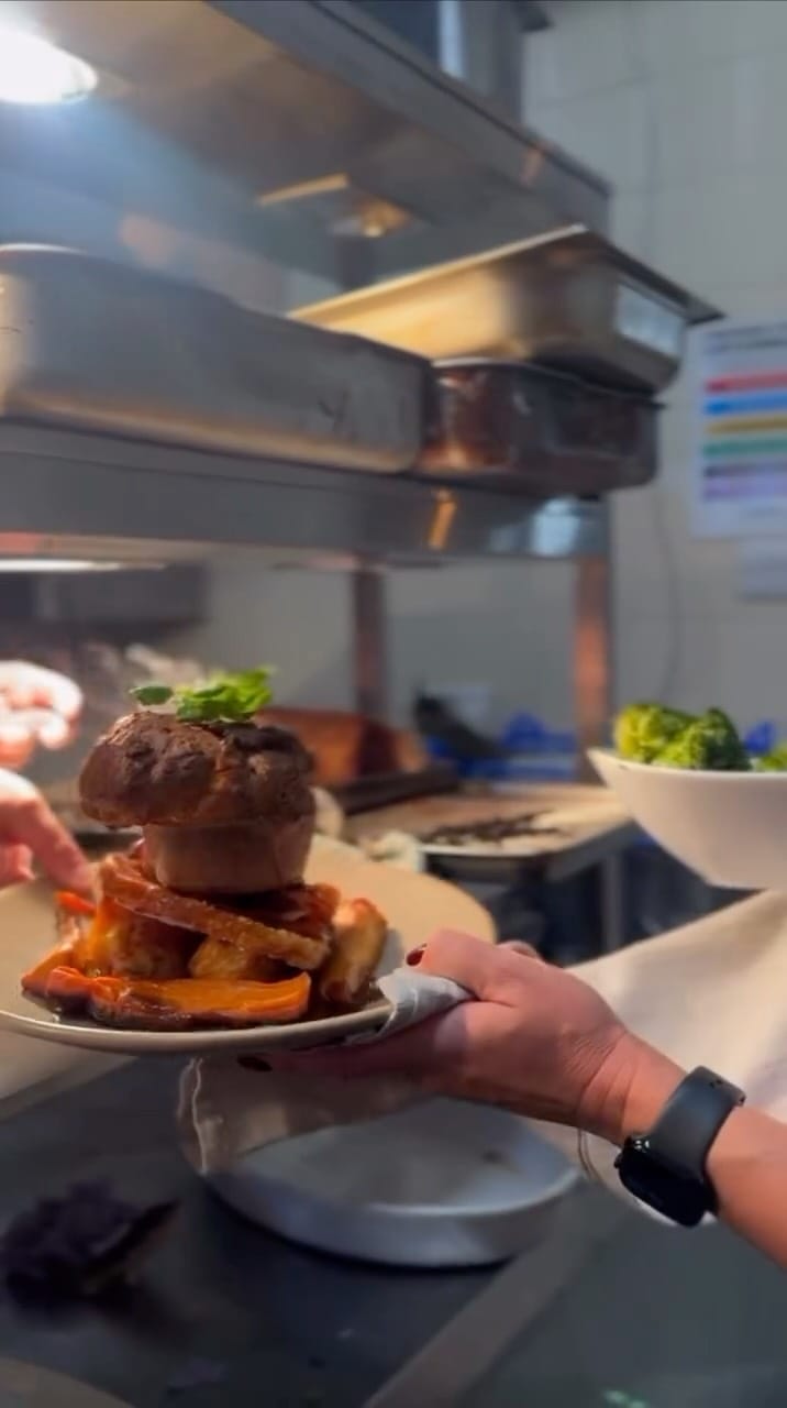 Post 7 by That Filthy Food on Instagram (video)