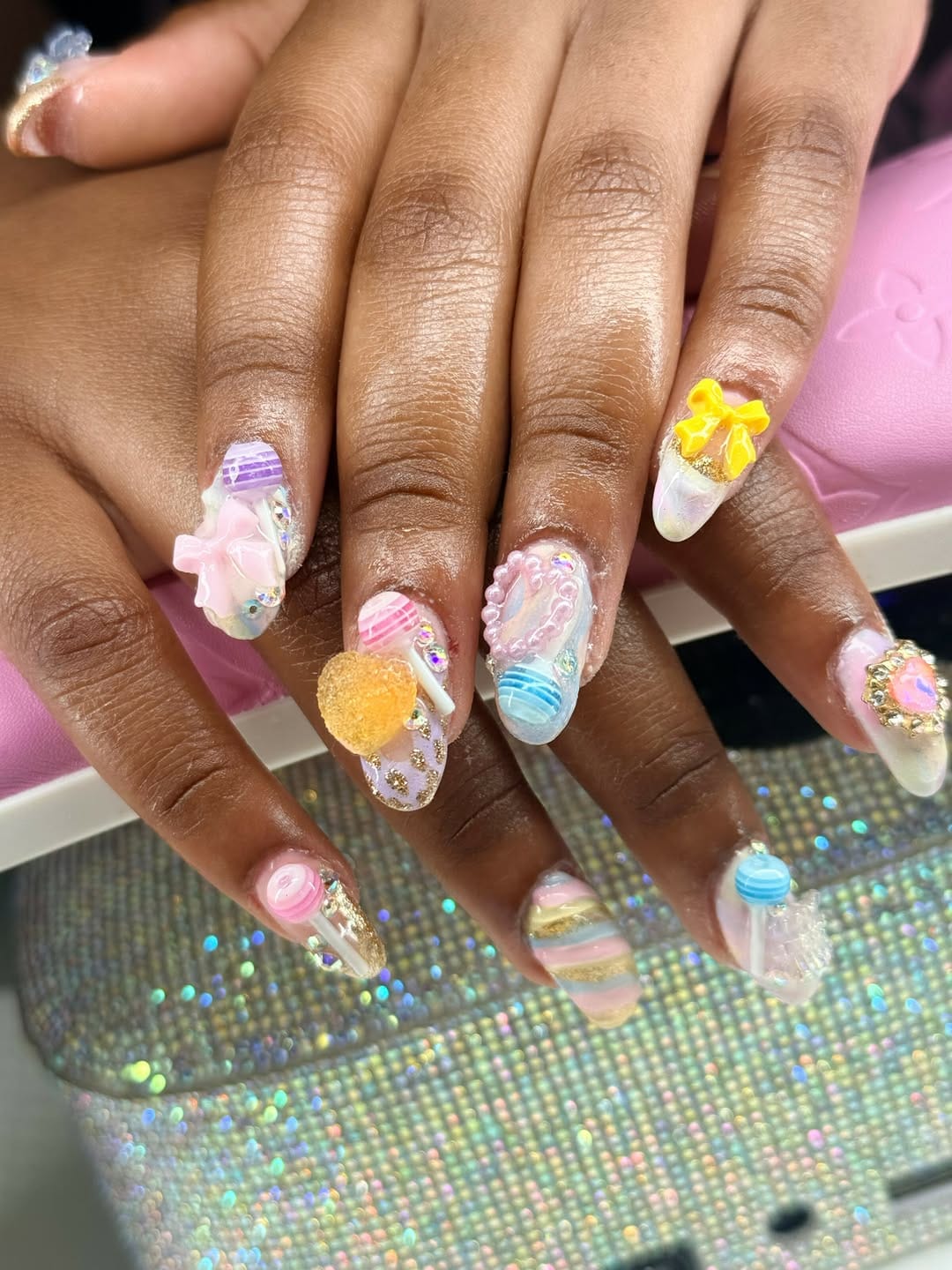 Post 4 by ✨BAY AREA  LICENSED LUXURY HARD GEL NAIL TECH✨ on Instagram (image)