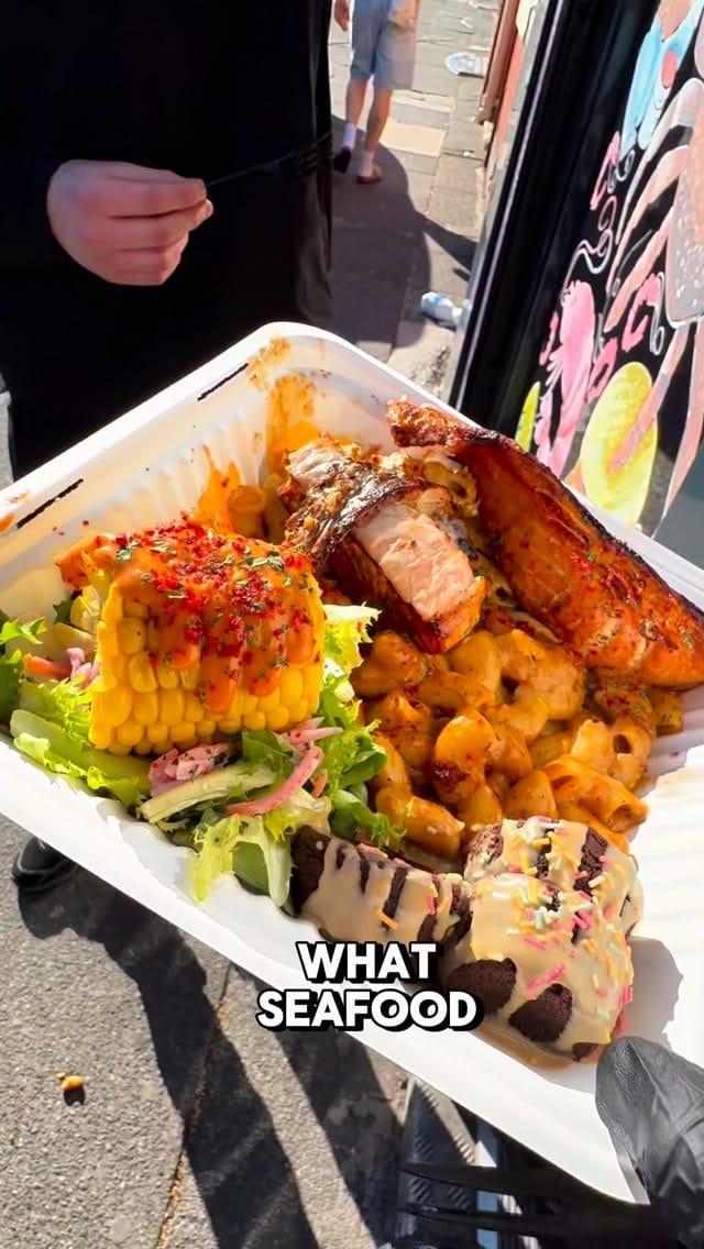Post 5 by Bubbas Trap Kitchen on Instagram (video)