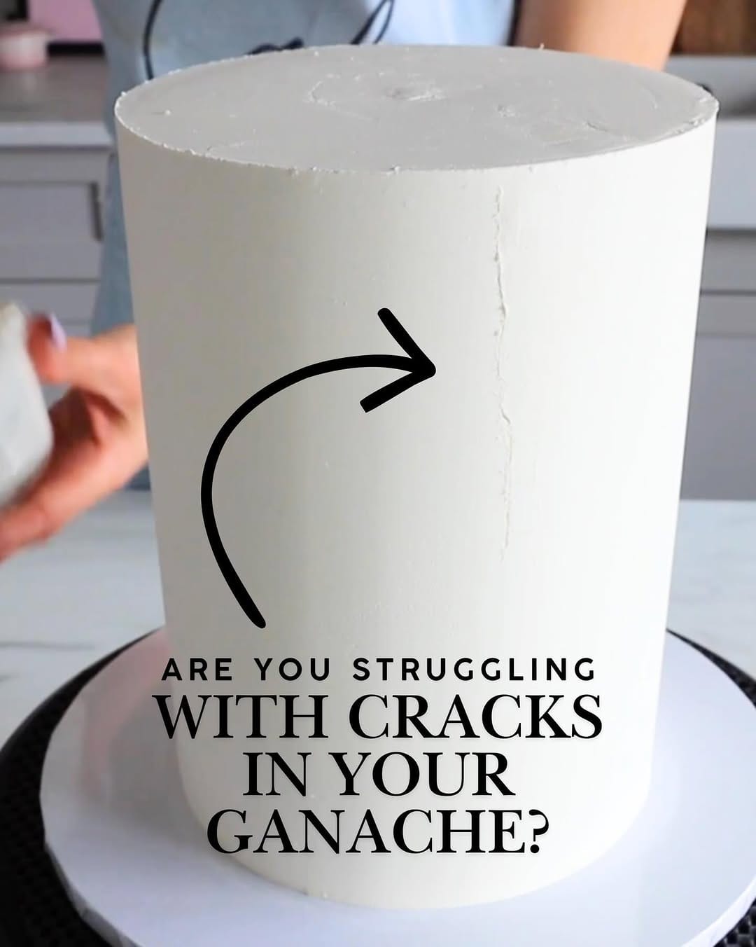 Post 6 by LissieLou Cake School on Instagram (image)
