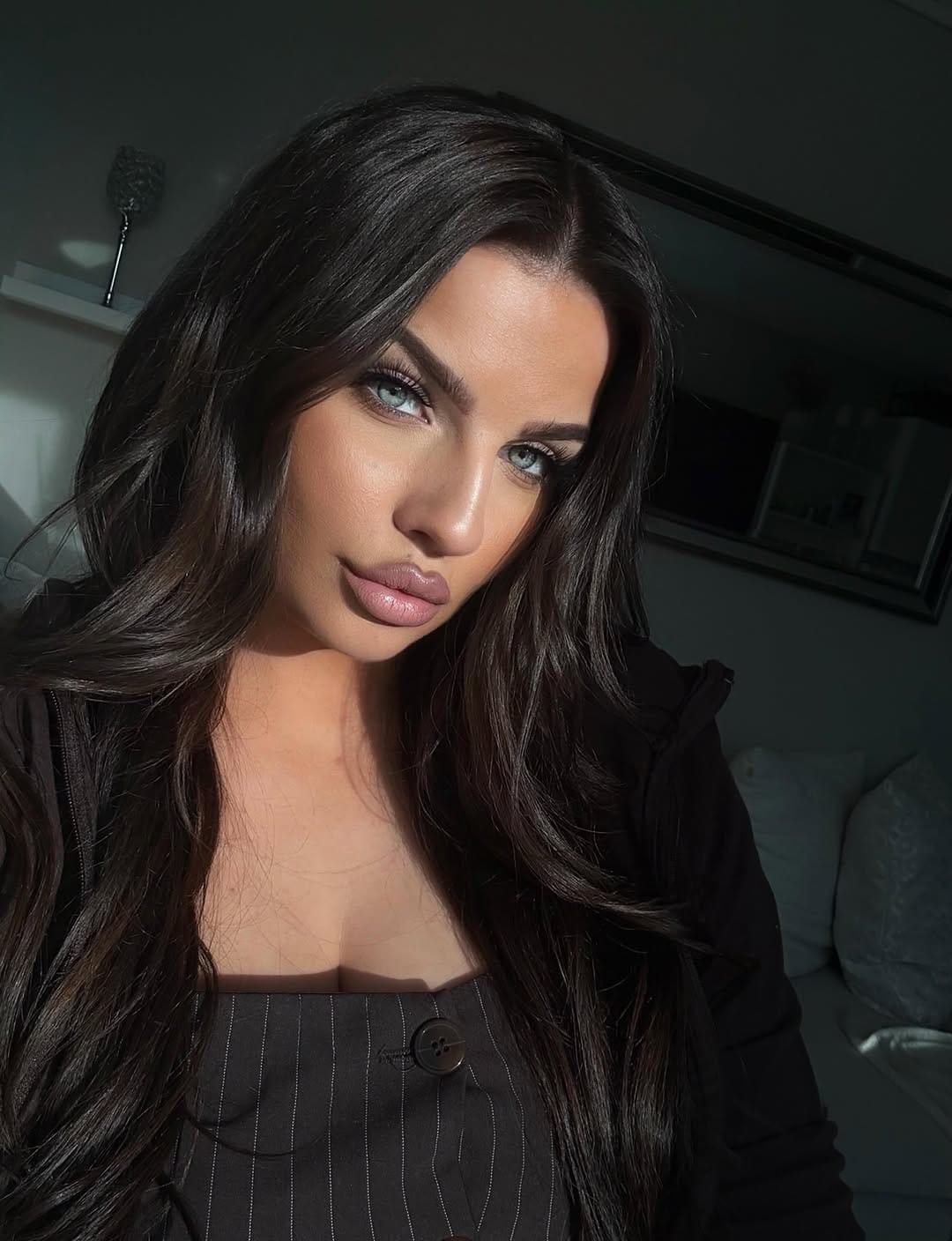 Post 1 by 𝒱𝒾𝒸𝓉𝑜𝓇𝒾𝒶 𝒲𝒶𝓁𝒶𝒹𝒾𝒶🤍🐆 on Instagram (carousel)