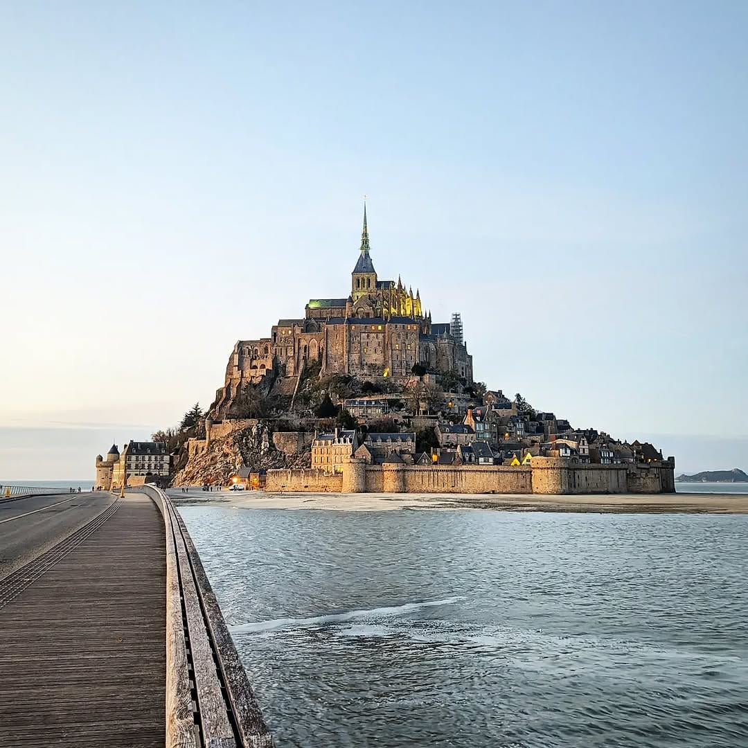 Post 10 by Wanderlust by LC on Instagram (image)