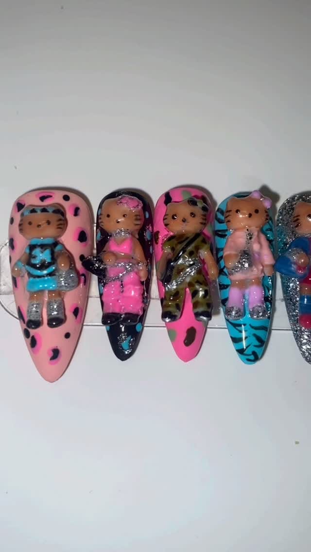 Post 5 by ✩🎀 🖤Victoria  🖤🎀 ✩🇨🇦 on Instagram (video)