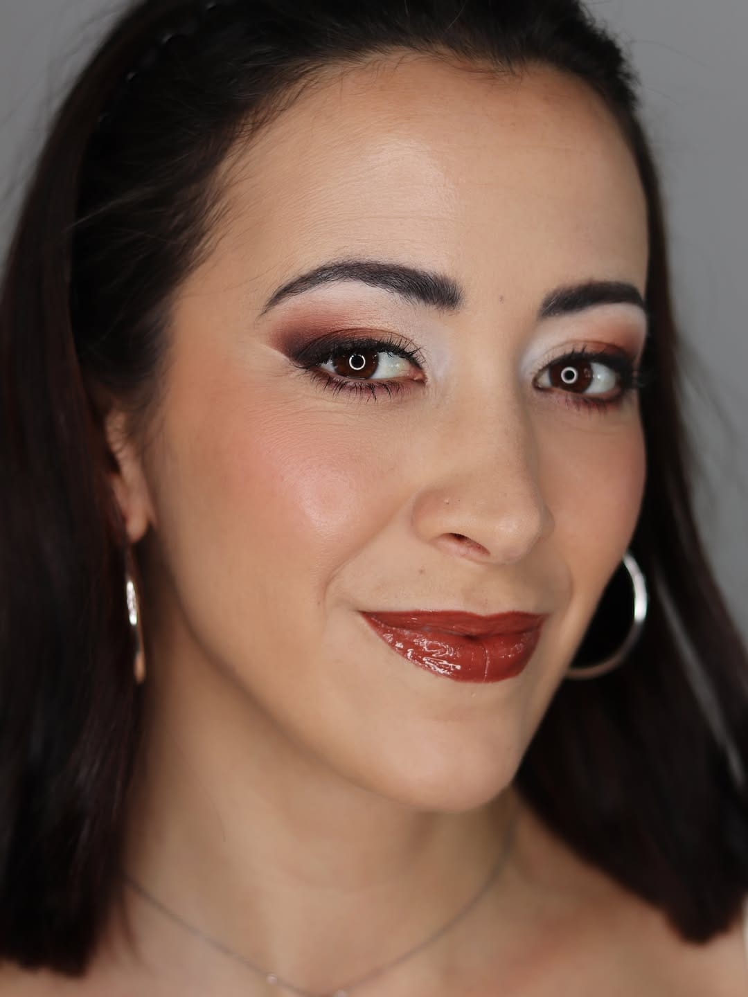 Post 3 by VICTORIA FASHIONLAND  | Mua➕Hair➕Photo➕Video on Instagram (carousel)