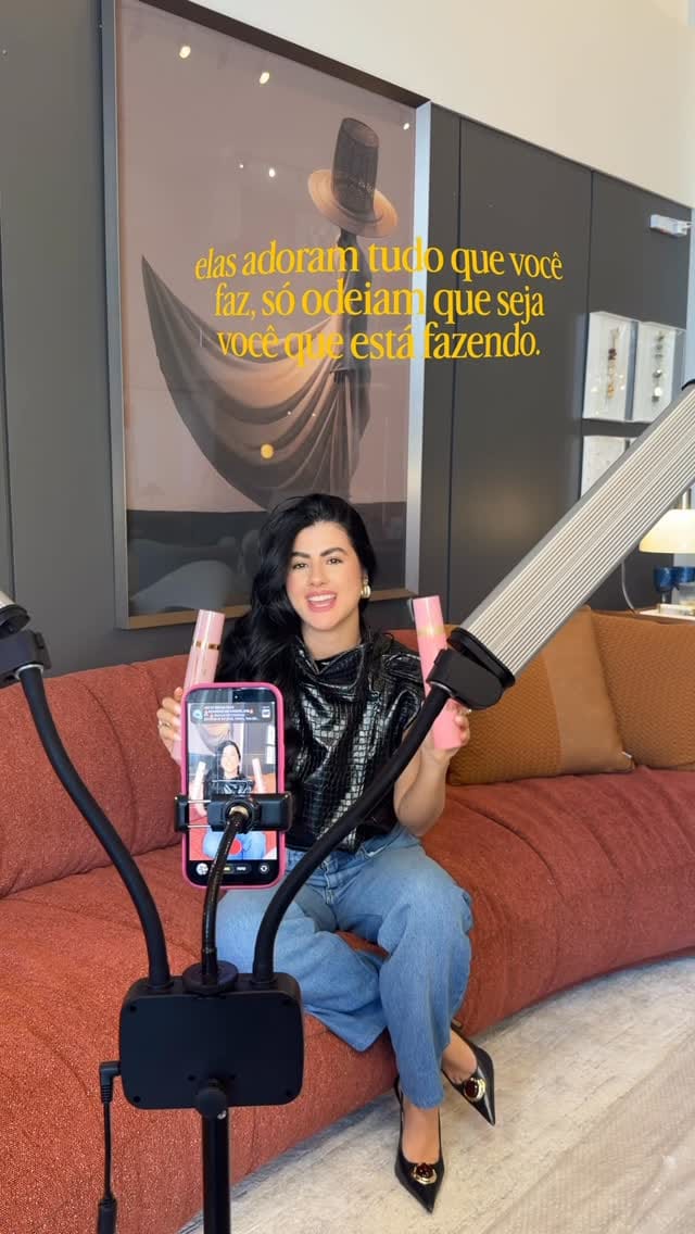 Post 4 by Gabrielle Prado • Maquiagens • perfumes • Victoria’s Secret on Instagram (video)