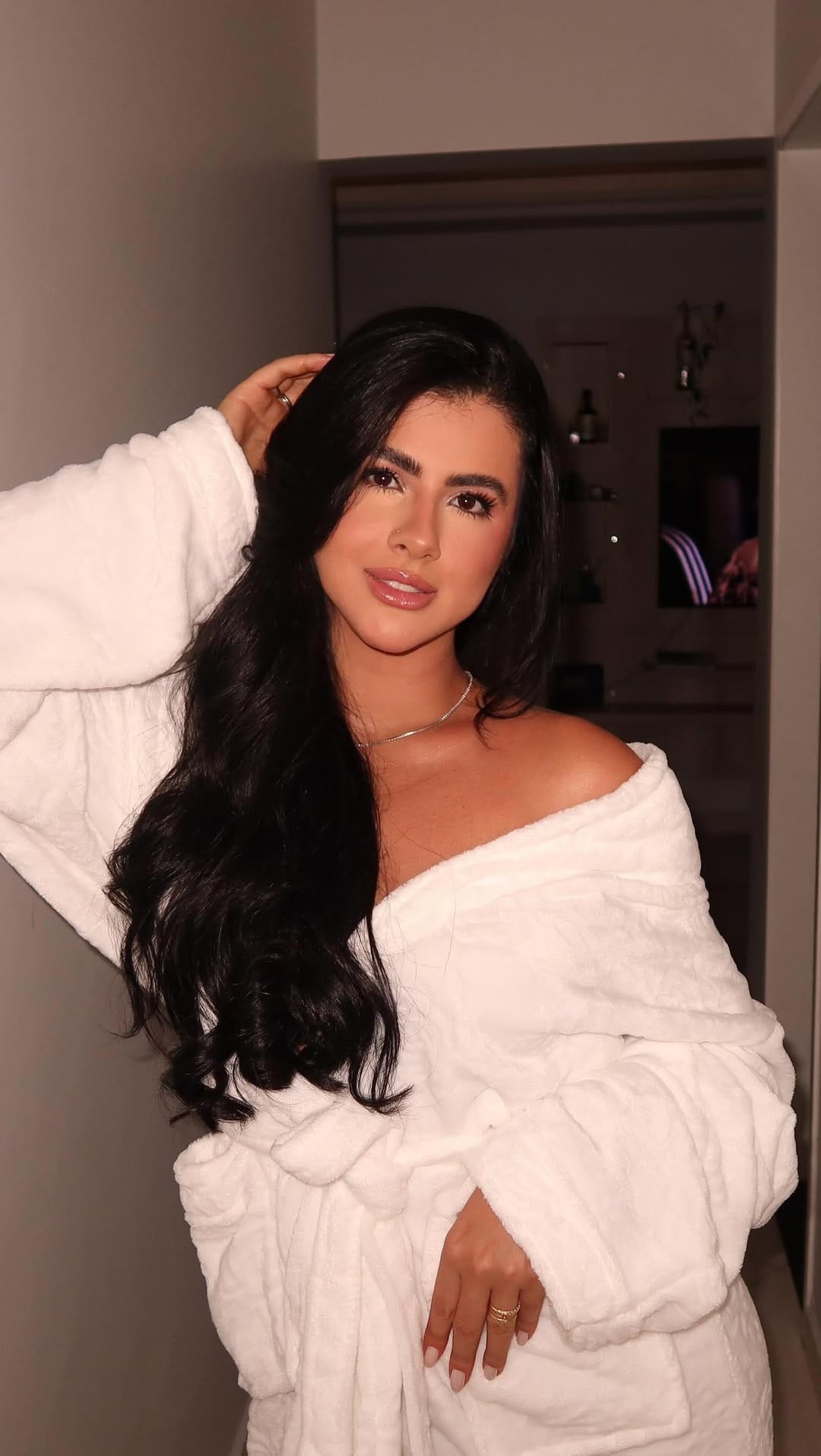 Post 8 by Gabrielle Prado • Maquiagens • perfumes • Victoria’s Secret on Instagram (video)