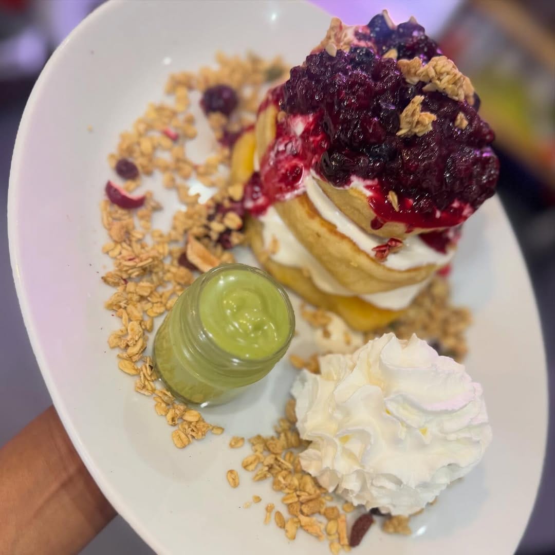 Post 5 by Pink Kiwi on Instagram (carousel)