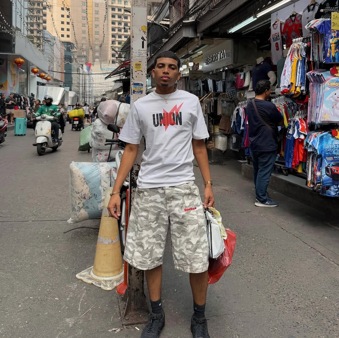 Post 1 by THEEE SKINNY LEGEND on Instagram (carousel)