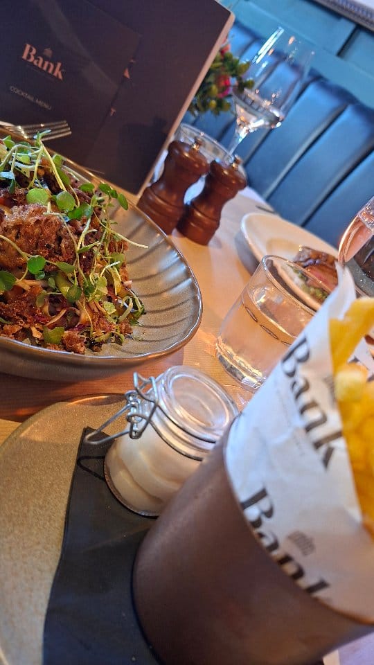 Post 2 by That Graduate Foodie 🎓 | Hampshire & Dorset on Instagram (video)
