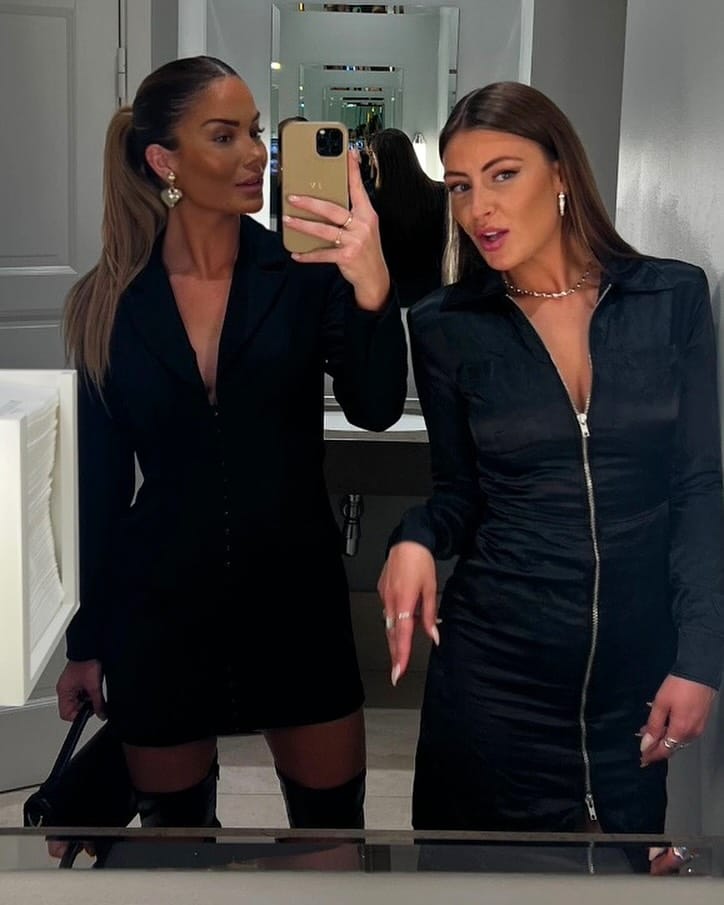 Post 9 by Jasmin Victoria 🌙 on Instagram (image)