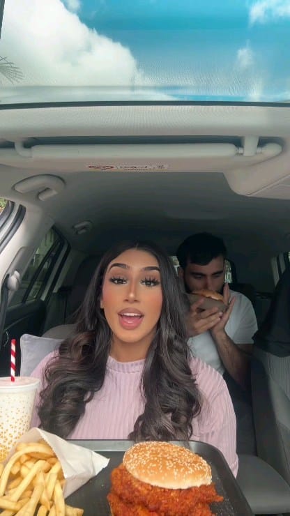 Post 5 by Deens on Instagram (video)