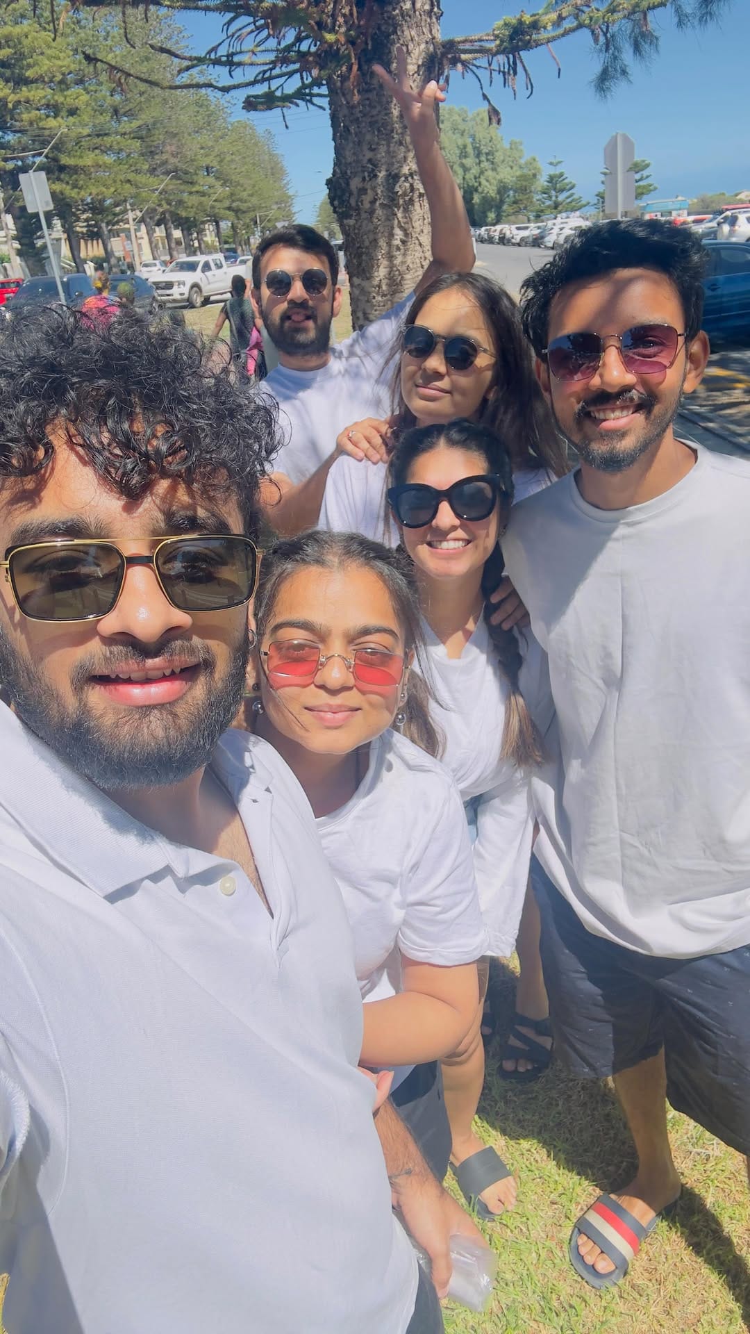 Post 5 by 🖤•मुसाफ़िर•🖤 on Instagram (video)
