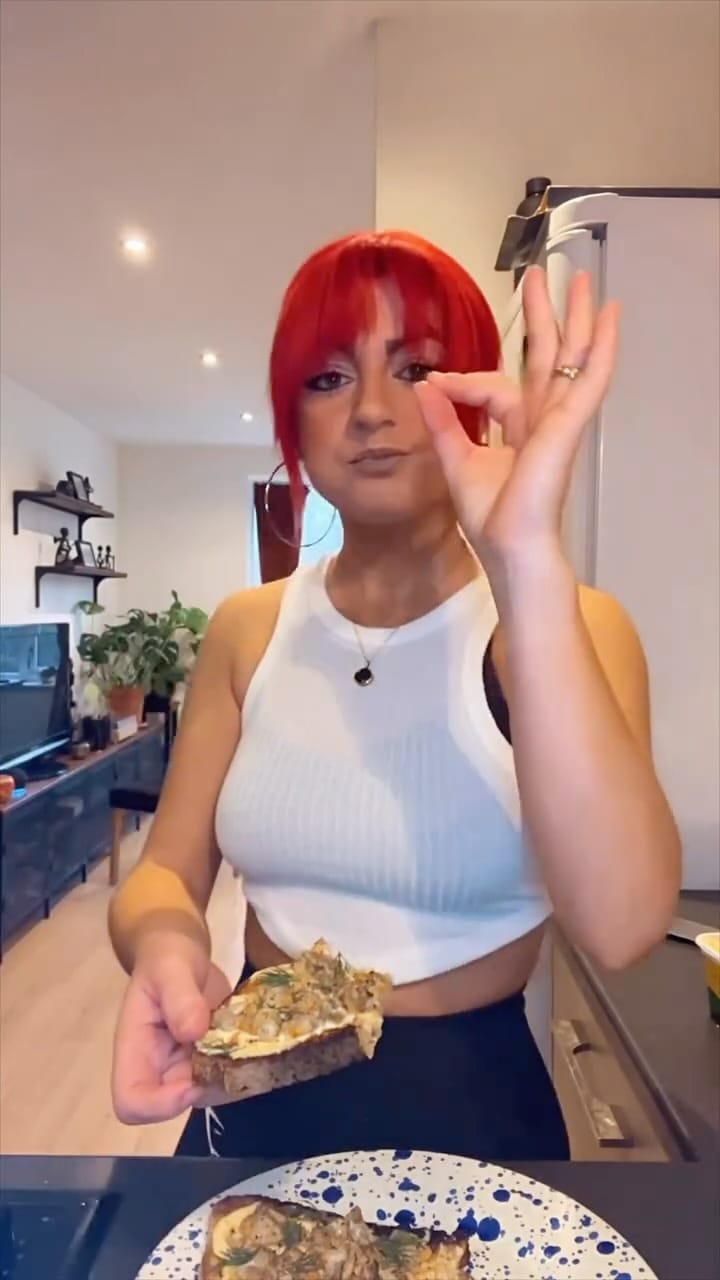 Post 4 by Eloise Morris on Instagram (video)
