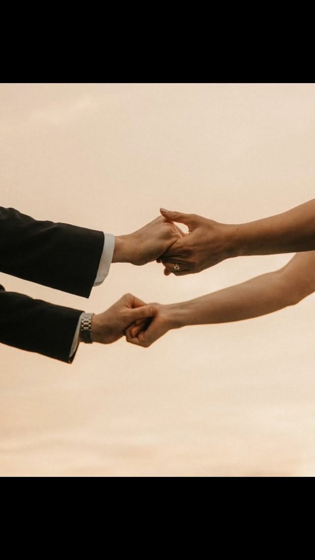 Post 6 by Victoria Andreozzi | Wedding & Elopement Photographer on Instagram (video)