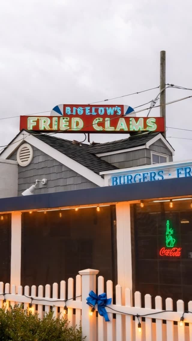 Post 7 by Bigelows Fried Clams on Instagram (video)
