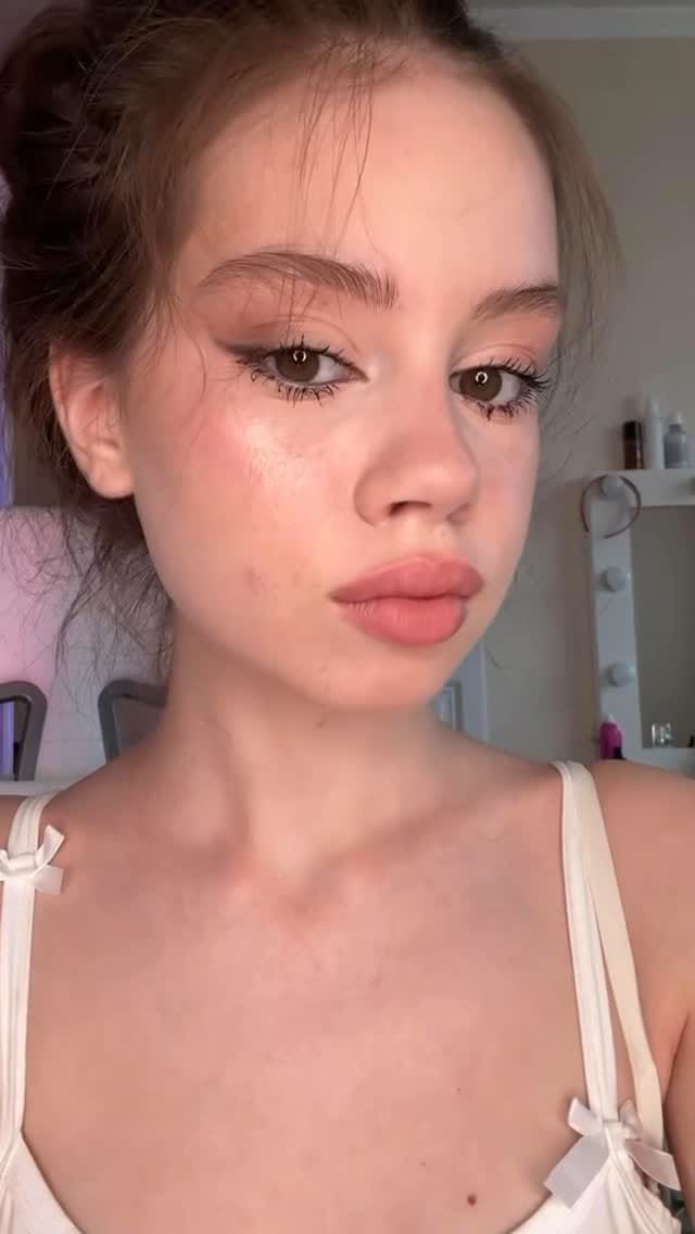 Post 9 by @victoria_r.ia on Instagram (video)