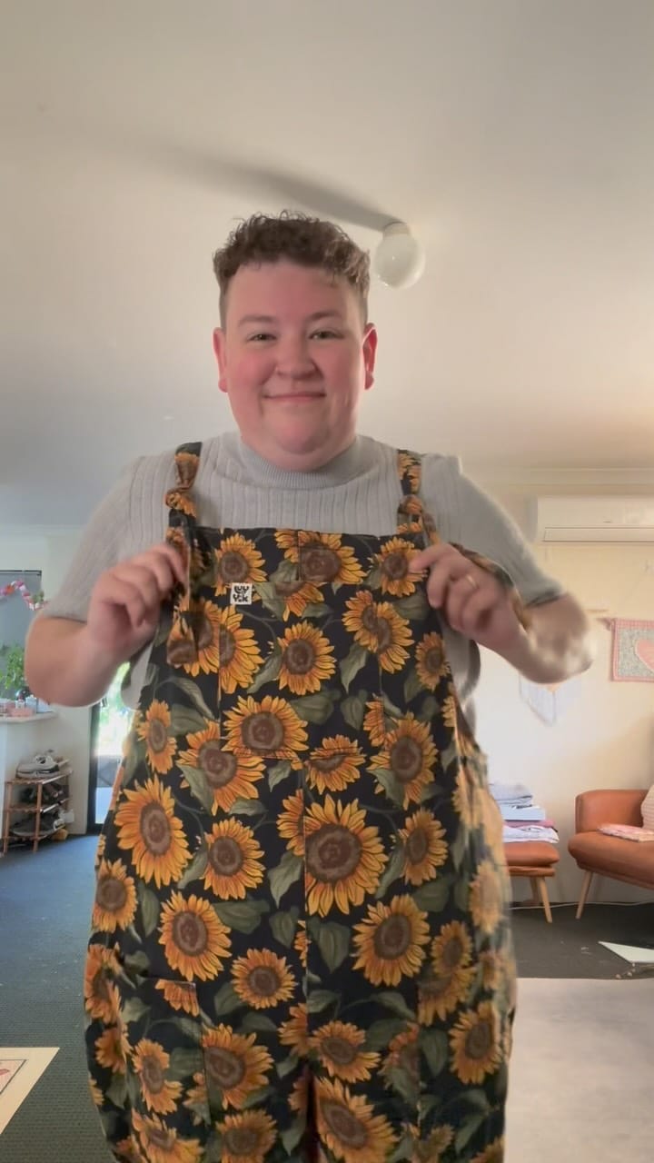Post 5 by Stevie Lane on Instagram (video)
