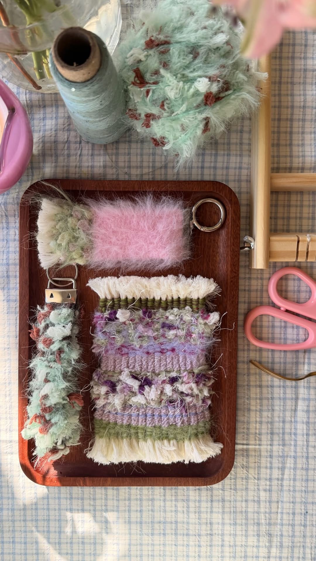 Post 7 by PIÑATO | Arts & Crafts on Instagram (video)