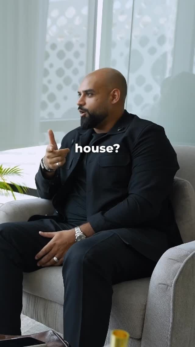 Post 5 by Naheem | Investment Advisor | 1416 on Instagram (video)