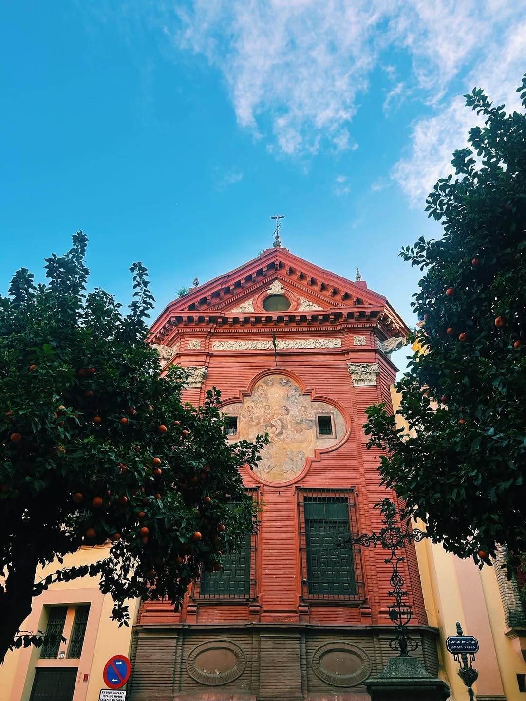 Post 2 by Veronica 🇺🇦 on Instagram (carousel)