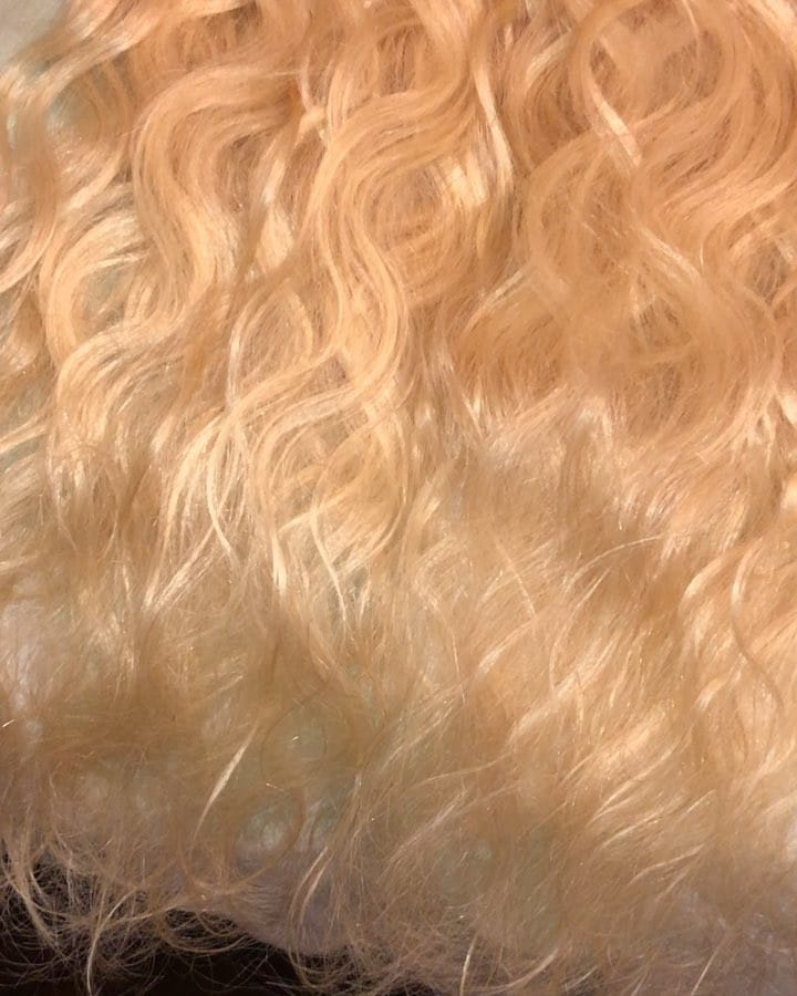 Post 1 by Charlotte's Best Hair 💇🏽 on Instagram (carousel)