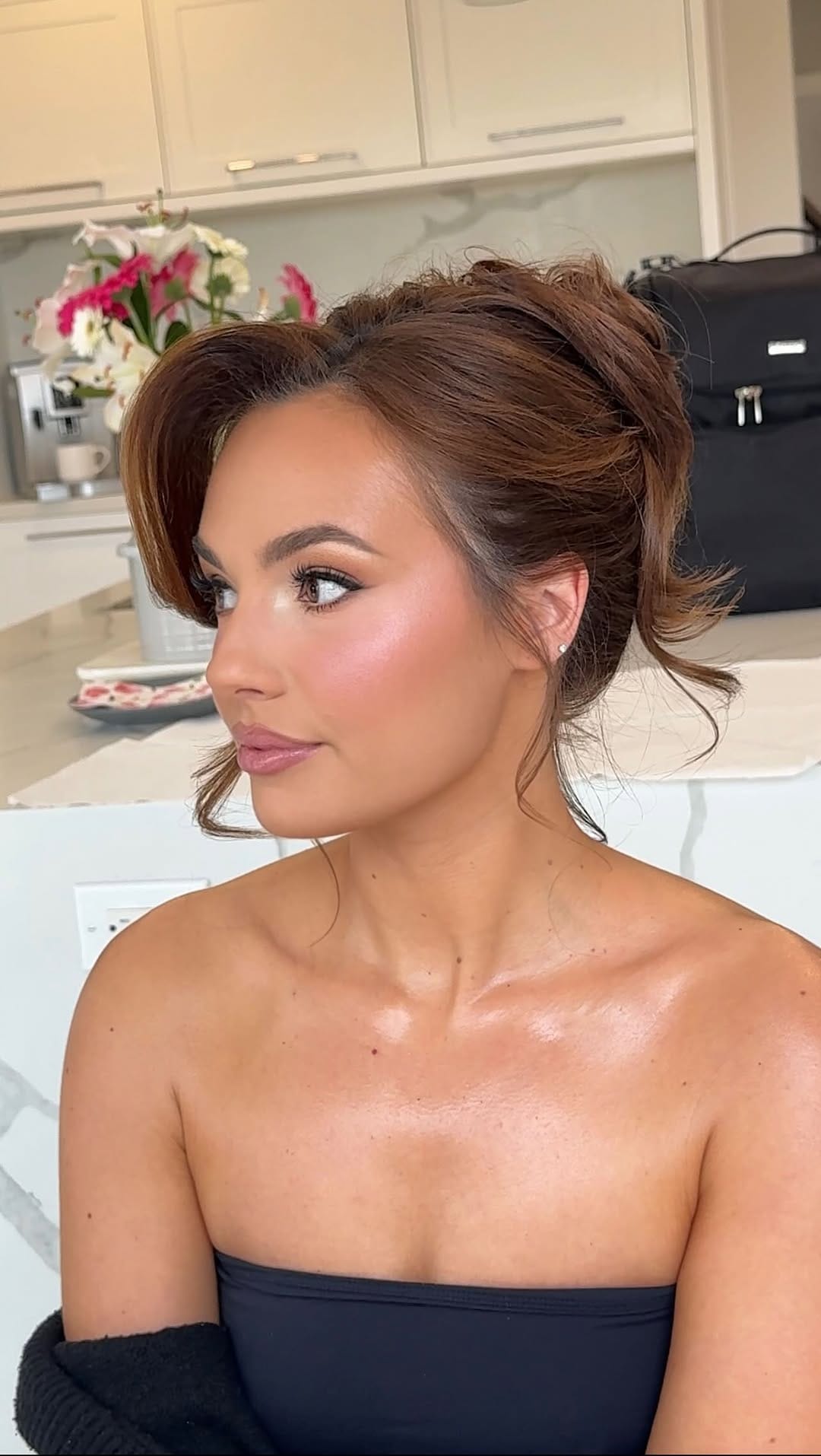 Post 6 by Victoria | Toronto Bridal Hair & Makeup on Instagram (video)