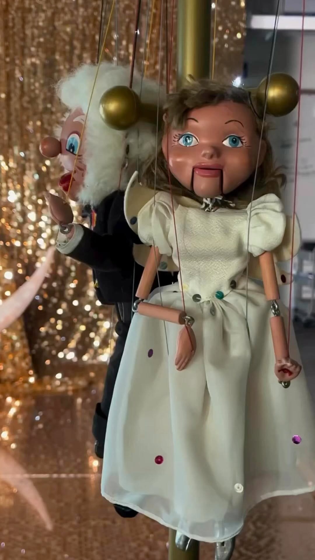 Post 10 by PAPER MOON SHOPPE on Instagram (video)