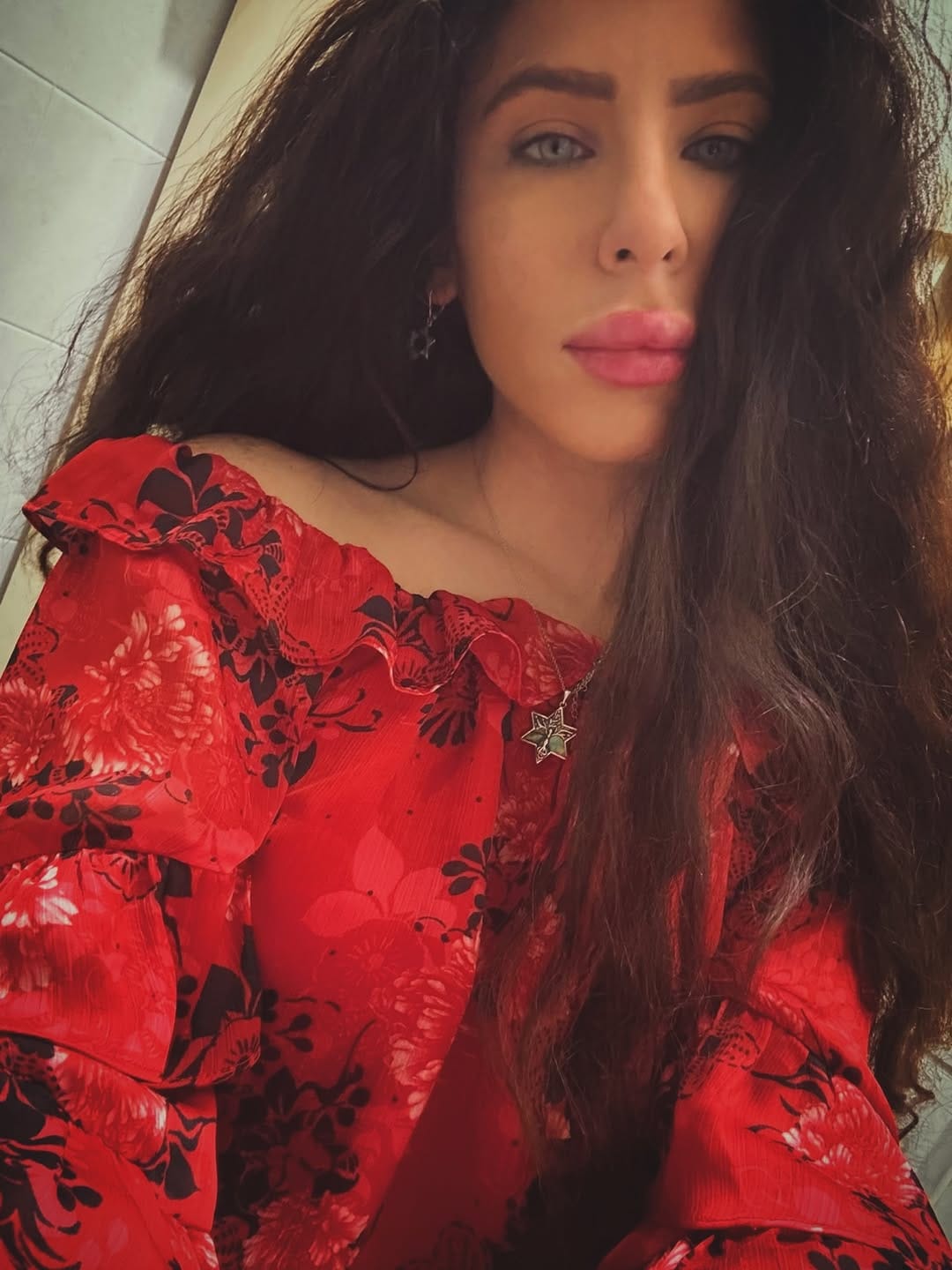 Post 5 by Νικόλη Ιδα 🦂🇮🇹 on Instagram (carousel)