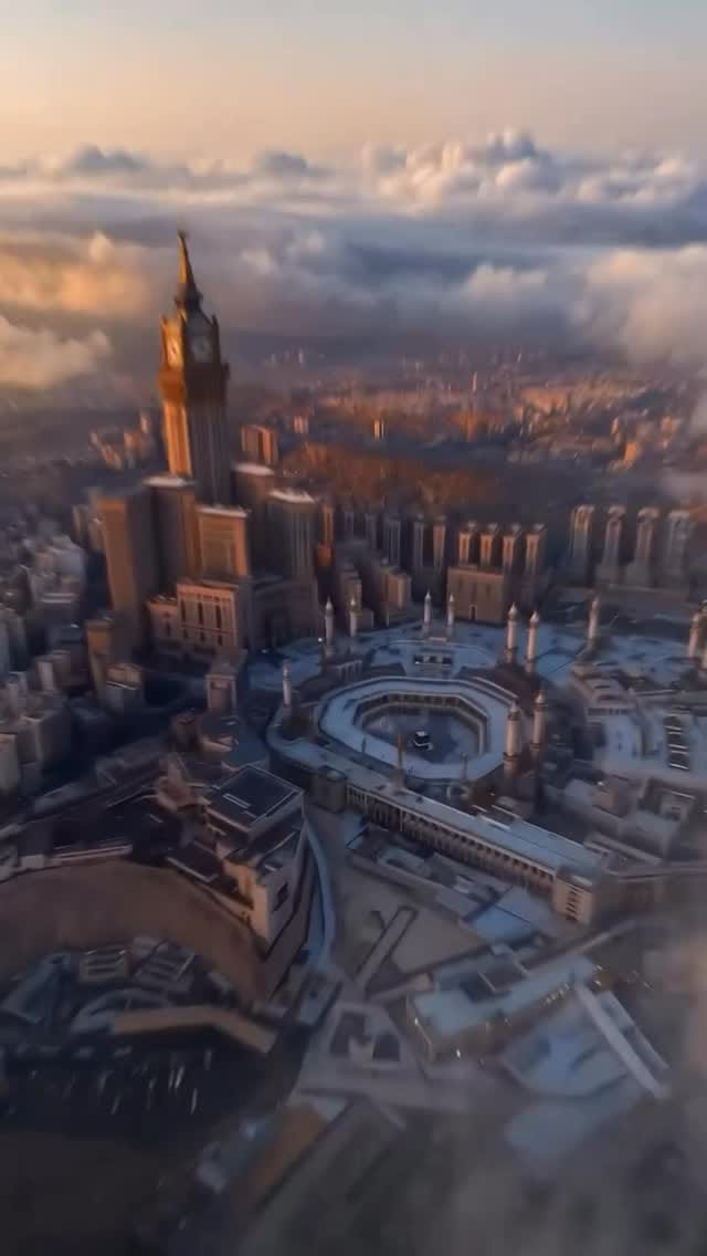 Post 1 by Hadi Mayo on Instagram (video)