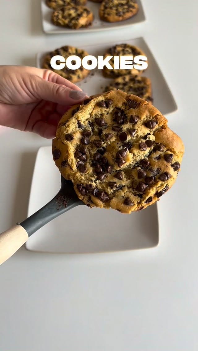 Post 5 by Victoria Dumé on Instagram (video)