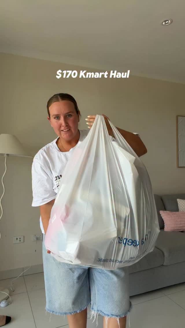 Post 3 by Stephanie Mahy on Instagram (video)