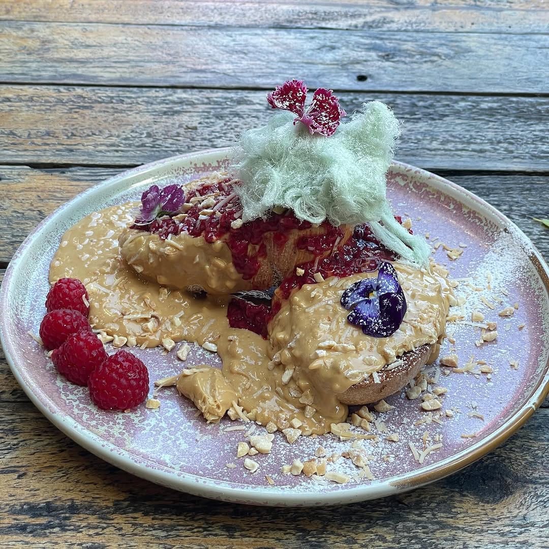 Post 6 by Adelaide Blogger on Instagram (carousel)