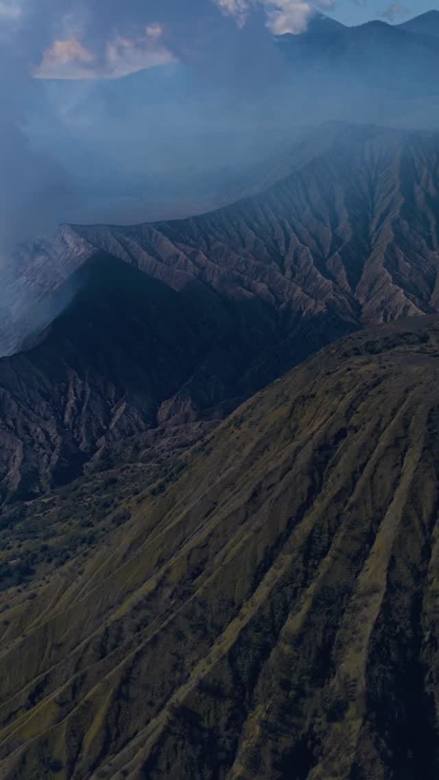 Post 2 by Travel • Nature • Earth on Instagram (video)