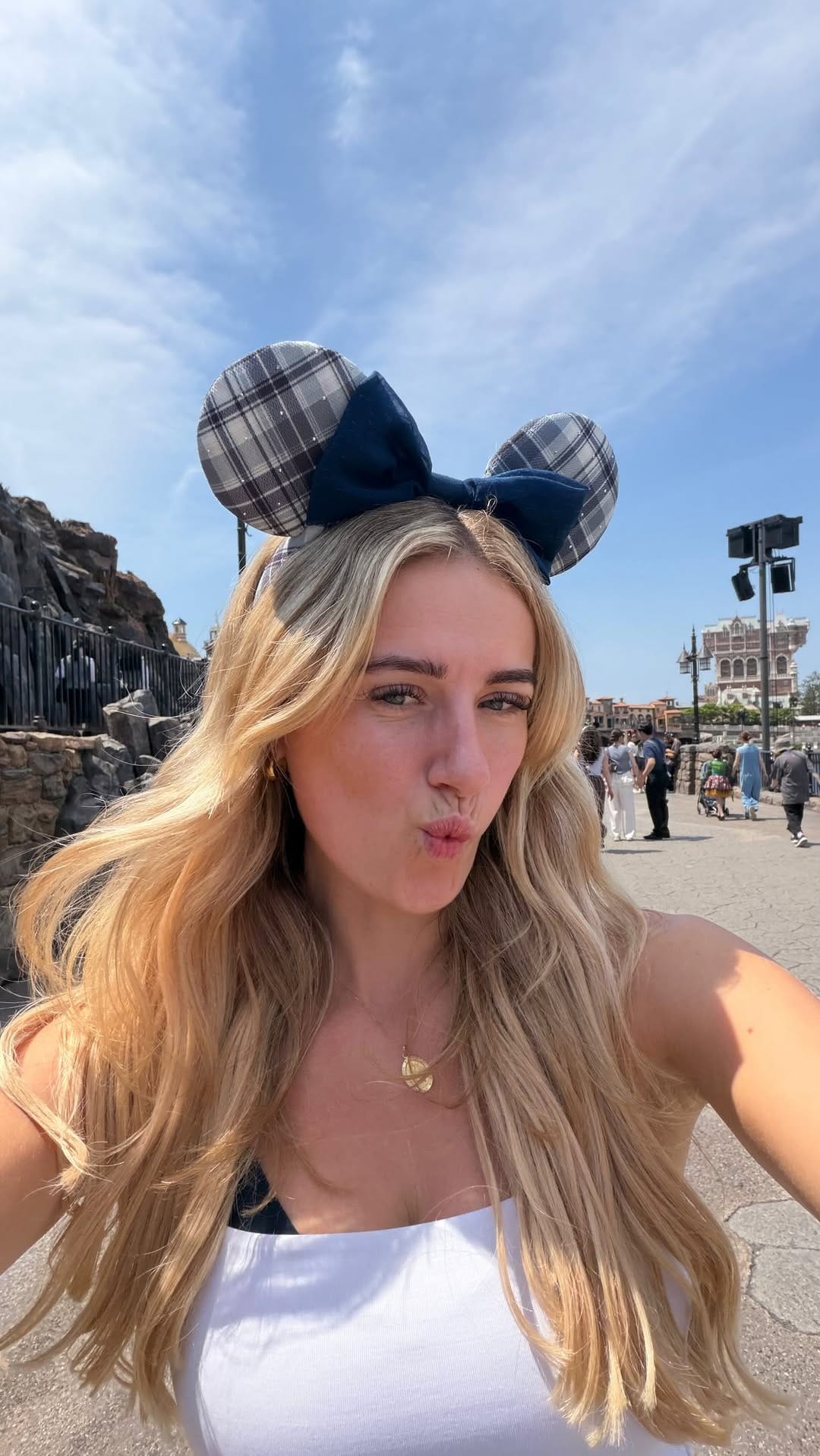 Post 4 by Victoria Whitehouse ♡ on Instagram (video)