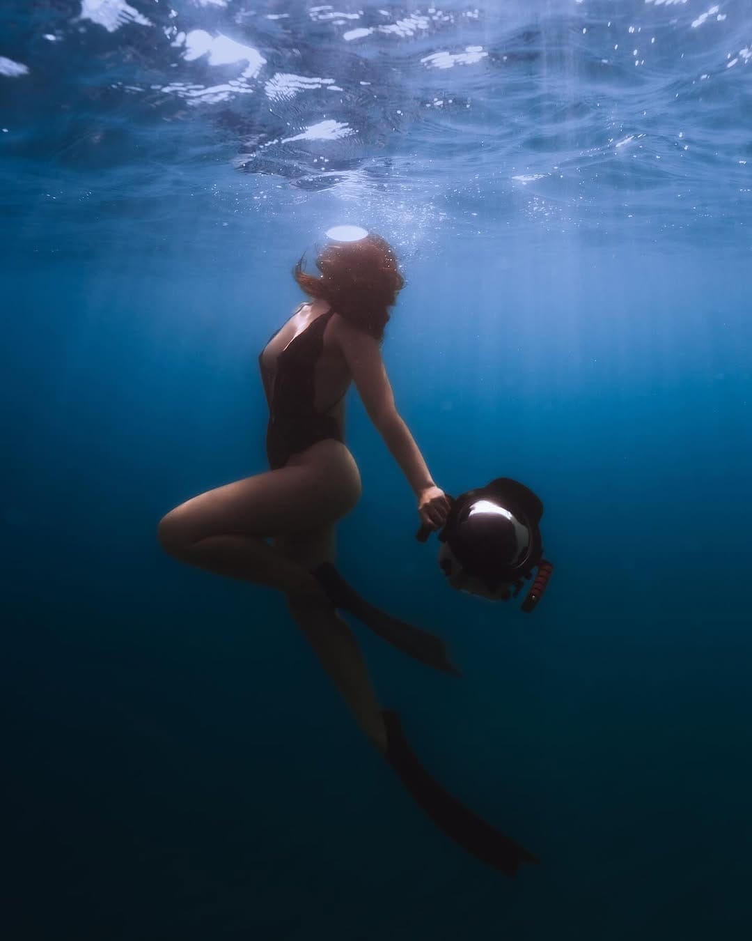 Post 9 by Adelaide photographer ~ Motherhood and Underwater on Instagram (carousel)