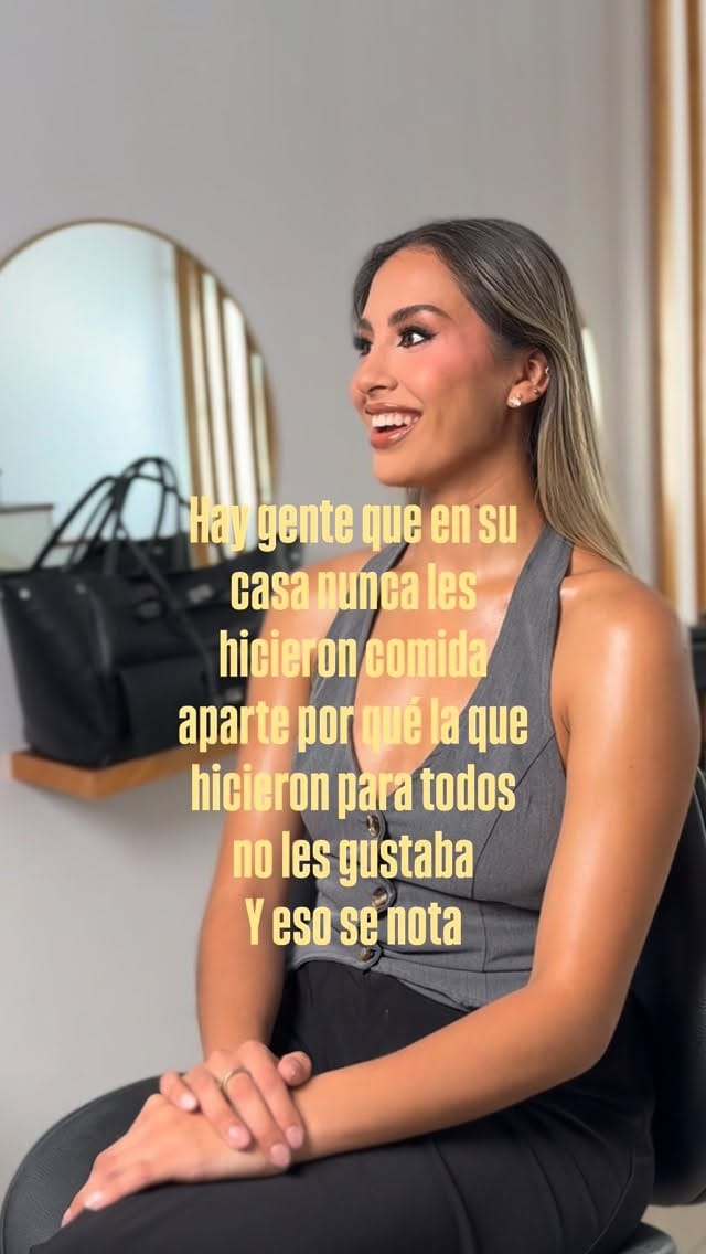 Post 2 by Valeria Linares on Instagram (video)