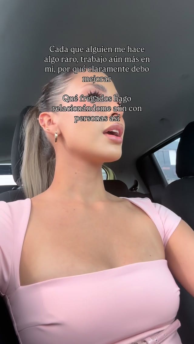 Post 5 by Valeria Linares on Instagram (video)
