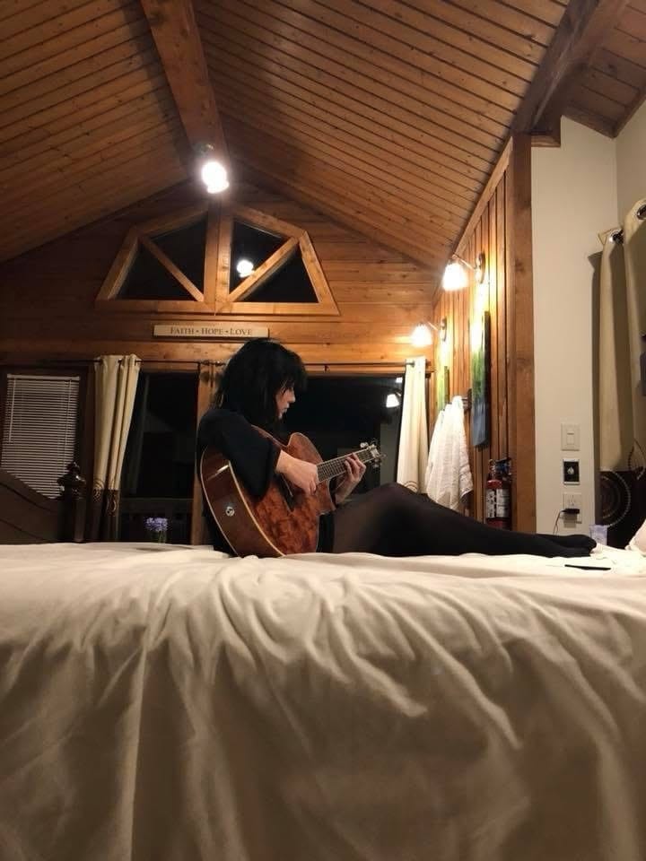 Post 7 by 𝓣𝓮𝓼𝓼𝓪 𝓣𝓮𝓻𝓻𝔂 on Instagram (carousel)