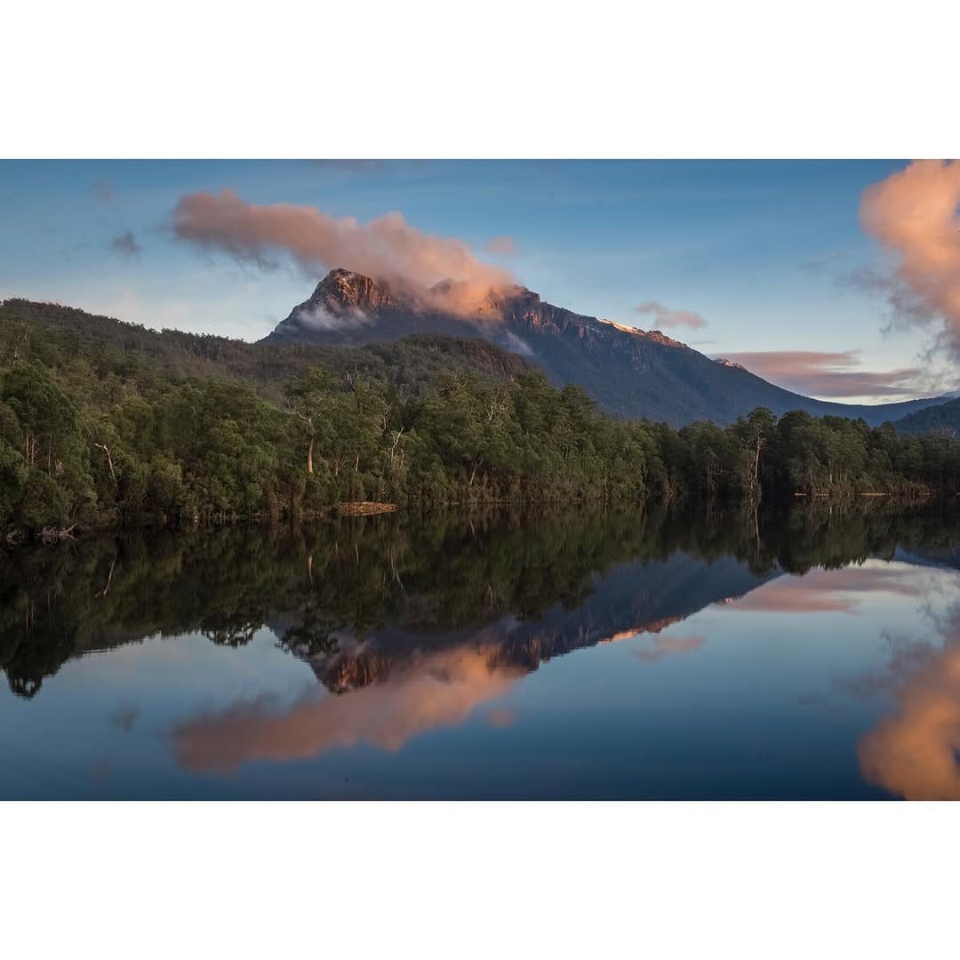 Post 3 by Aaron Jones Photography on Instagram (image)