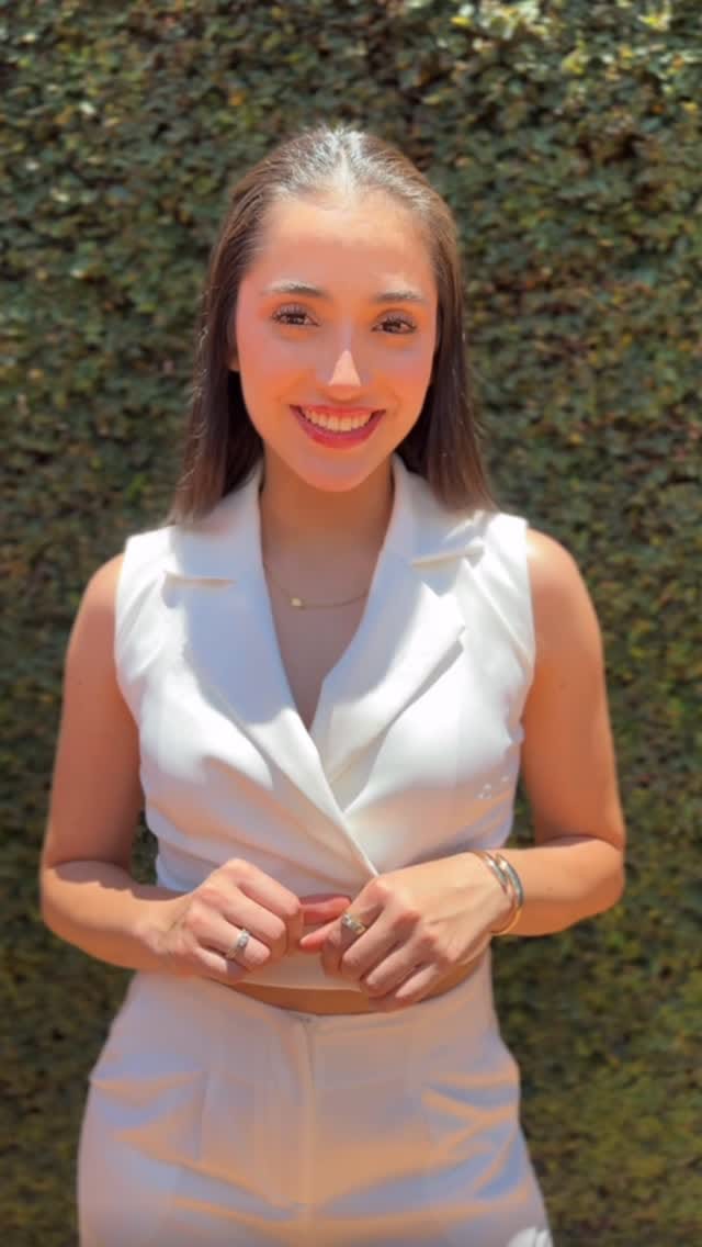 Post 5 by Victoria Fernández on Instagram (video)