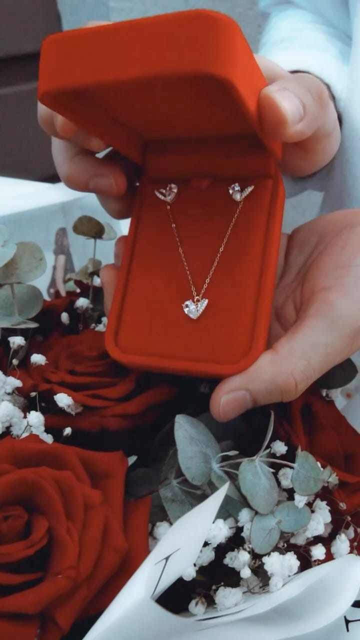 Post 2 by Victoria Fernández on Instagram (video)