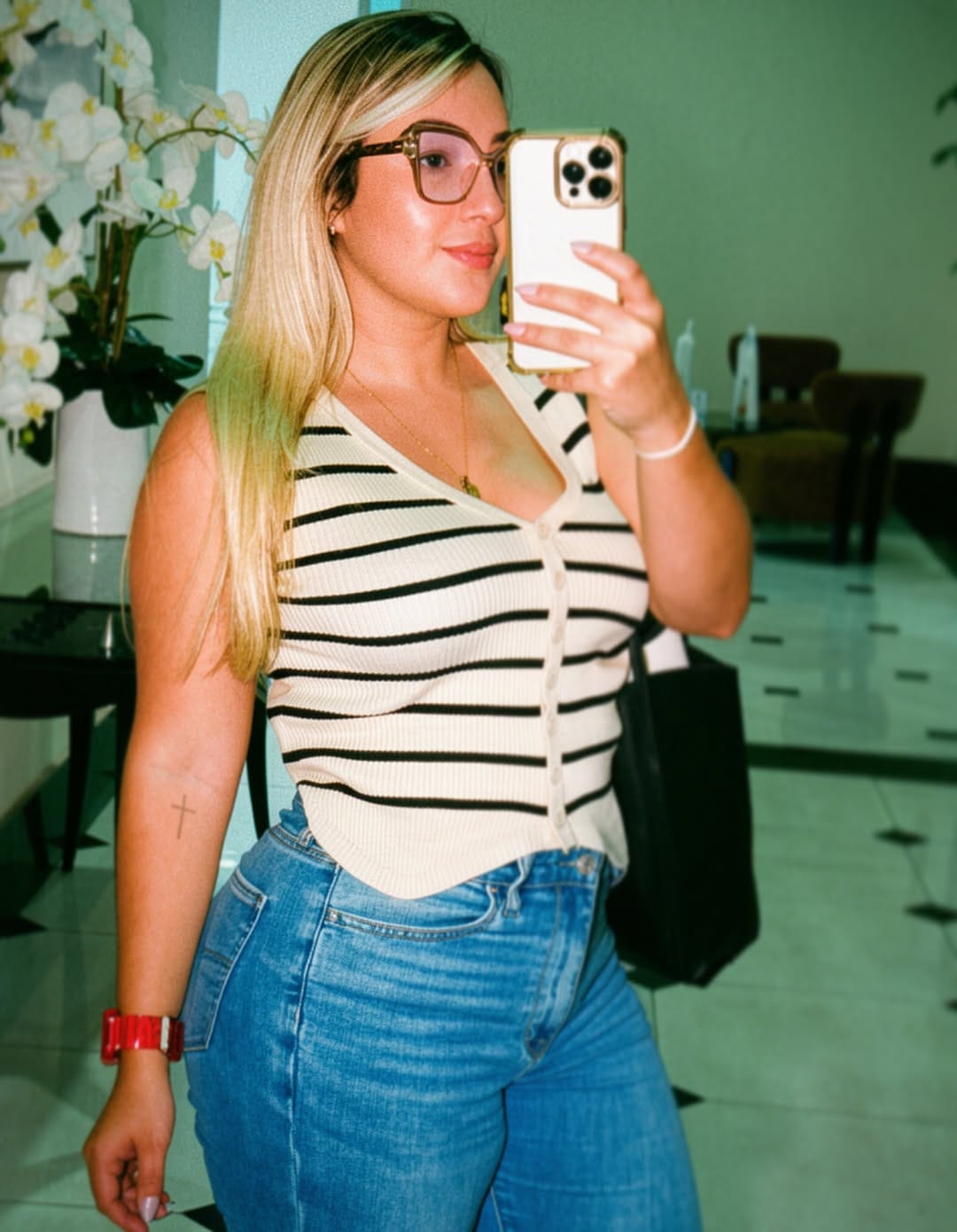 Post 6 by Alejandra Borges | Lifestyle & Business on Instagram (carousel)