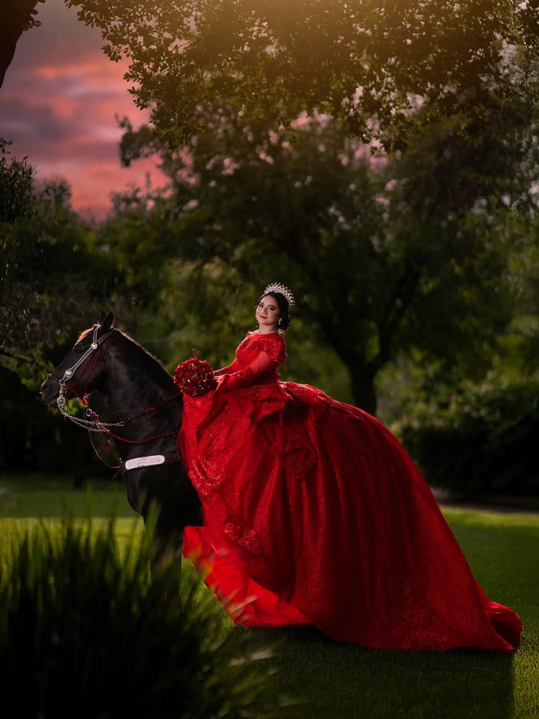 Post 8 by Adrián Pérez Barrón on Instagram (carousel)
