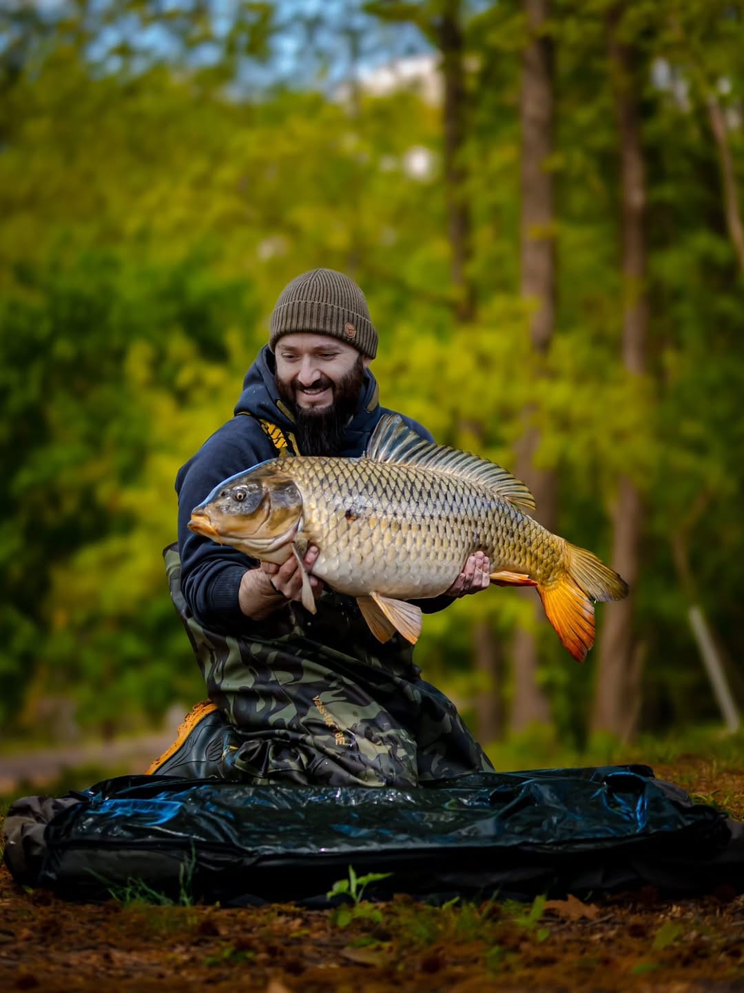 Post 1 by Yuriy Nesterov on Instagram (carousel)